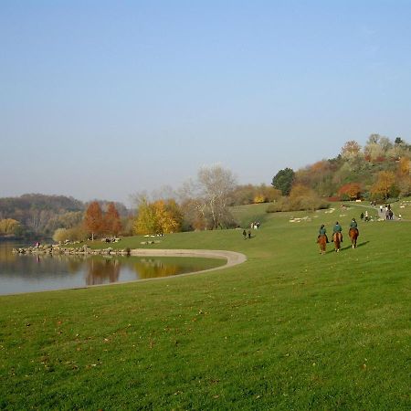 Gite Mella La Courneuve Exterior foto